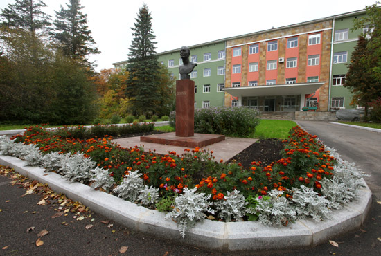 Main building of NRC «Kurchatov Institute» - PNPI in Gatchina